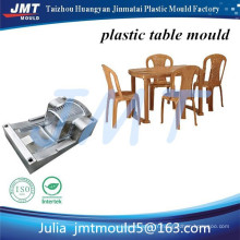 Table de mode de meubles en plastique OEM avec quatre chaises mouliste